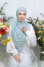 Load image into Gallery viewer, Daisy Shawl in Baby Blue