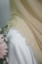 Load image into Gallery viewer, Daisy Shawl in Beige