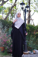 Load image into Gallery viewer, Faith Camelia in Black