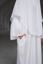 Load image into Gallery viewer, Kaftan Khadeeja in Pure White