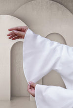 Load image into Gallery viewer, Khadeeja Set in Pure White