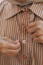Load image into Gallery viewer, Kaftan Shirt Stripes in Brown