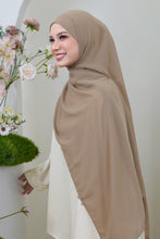 Load image into Gallery viewer, Sumayya Shawl in Tan Brown