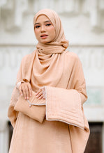 Load image into Gallery viewer, Serene Raya - Sand