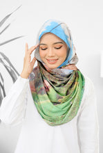 Load image into Gallery viewer, Bali - Kota Bali Lush (Snood)