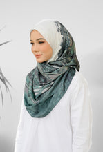 Load image into Gallery viewer, Bali - Ubud (Lush/Snood)