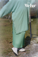 Load image into Gallery viewer, Kurung Melur in Mint Green (Kids)
