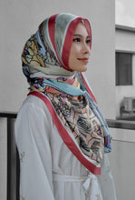 Load image into Gallery viewer, Singapore in the 80&#39;s Shawl
