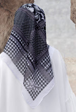 Load image into Gallery viewer, Qadira 2.0 in Black
