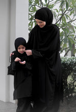 Load image into Gallery viewer, Serene Jewel (Kids) in Black
