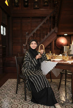 Load image into Gallery viewer, Kurung Melur Embroidery in Black
