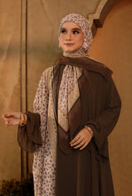 Load image into Gallery viewer, Alamzeb in Caramel
