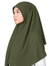 Load image into Gallery viewer, Bawal / Khimar 2 in 1 in Olive
