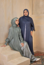 Load image into Gallery viewer, Abaya Tiara in Green Amethys
