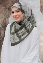 Load image into Gallery viewer, [Pre - Order] Qadira 2.0 in Moss Green
