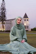 Load image into Gallery viewer, Abaya Tiara in Green Amethys

