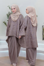 Load image into Gallery viewer, Kurung Chempaka in Dusty Mauve
