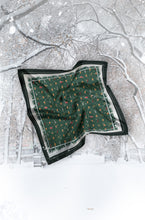 Load image into Gallery viewer, Britain Travel Series - London Charm in Emerald Green
