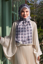 Load image into Gallery viewer, The Astana Series - Malika in Cream
