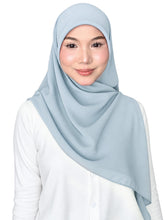 Load image into Gallery viewer, Bawal / Khimar 2 in 1 in Baby Blue

