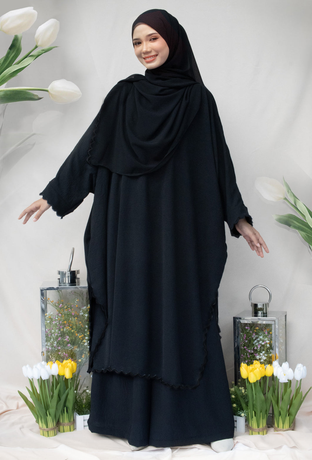 [New In] Serene Tulip in Black