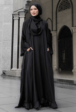 Load image into Gallery viewer, Abaya Inaya in Black Beauty
