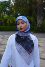 Load image into Gallery viewer, Cahaya marina in Blue
