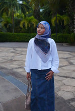 Load image into Gallery viewer, Cahaya marina in Blue
