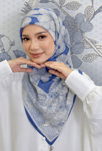 Load image into Gallery viewer, Sakura Square in Royal Blue
