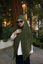 Load image into Gallery viewer, Bawal / Khimar 2 in 1 in Olive
