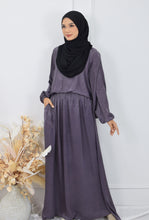 Load image into Gallery viewer, Faith Soffeya in Deep Purple
