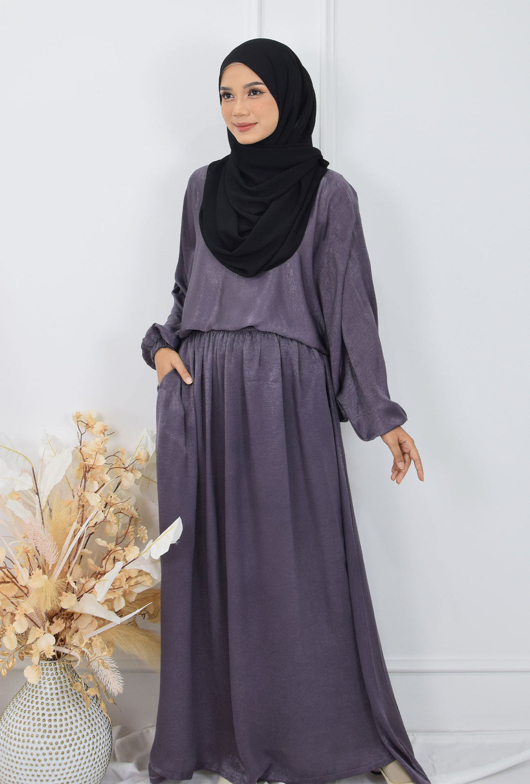 Faith Soffeya in Deep Purple
