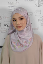 Load image into Gallery viewer, Subjects Shawl in Soft Pink
