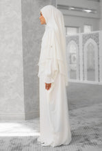 Load image into Gallery viewer, [New In] Kaftan Sumayya In White
