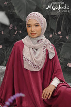 Load image into Gallery viewer, The Maghribi Series - Nadeeya in Dusty Peach
