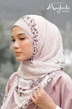Load image into Gallery viewer, The Maghribi Series - Nadeeya in Dusty Peach
