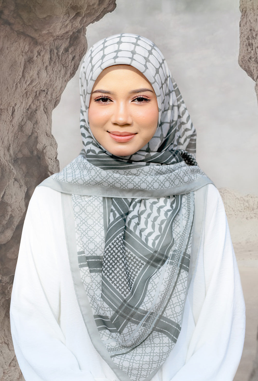 [NEW] Qadira Square Shawl in Moss Grey