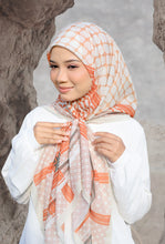 Load image into Gallery viewer, [NEW] Qadira Square Shawl in Tangerine
