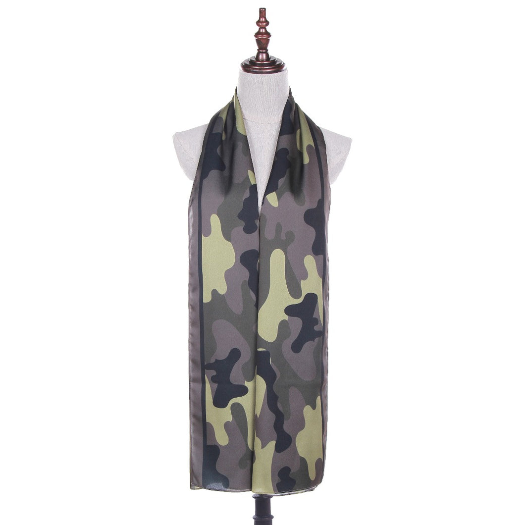 Printed Shawl - Camo in Army Green