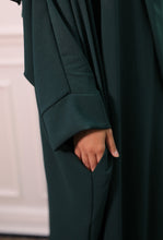 Load image into Gallery viewer, Kaftan Nimble in Emerald Green
