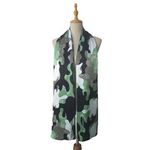 Load image into Gallery viewer, Spring Summer Camo - Shawl in Fern
