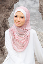 Load image into Gallery viewer, [NEW] Qadira Lush in Peach Pink
