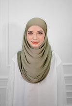 Load image into Gallery viewer, Lush (snood) Satin Pleats - Matcha Green

