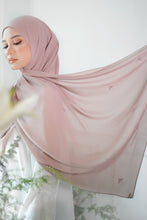 Load image into Gallery viewer, Lily Shawl in Soft Pink (Display)
