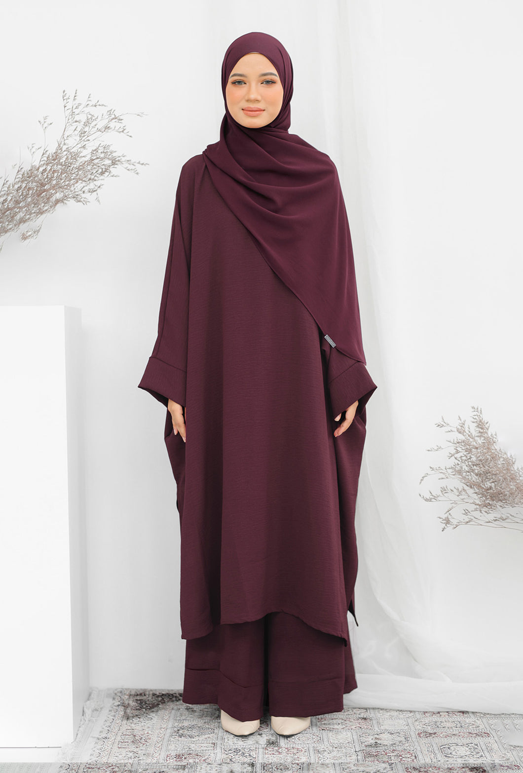 Serene II - Deep Red