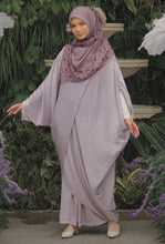 Load image into Gallery viewer, Kaftan Arissa in Lilac with or without beads
