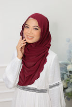 Load image into Gallery viewer, Lush (snood) Rosy - Maroon
