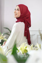 Load image into Gallery viewer, Lily Shawl in Maroon
