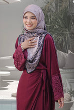 Load image into Gallery viewer, Kurung Dahlia - Maroon
