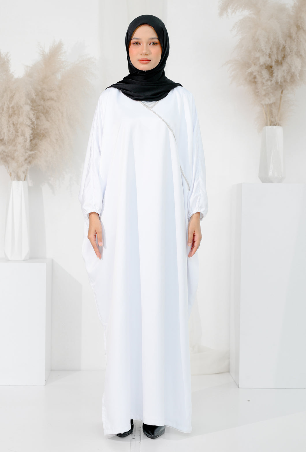 Kaftan Jewel - White
